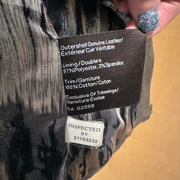 Danier Brown Leather Jacket with Zipper Closure (XXS) - Picture 5 of 10